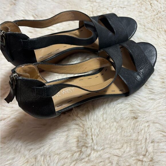 Nine West Zip Wedge Heels in Black size 10 - Picture 5 of 8